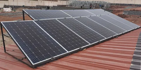 تصویر 1 از پنل خورشیدی ترینا 710 وات دو طرفه + تولید انرژی بیشتر